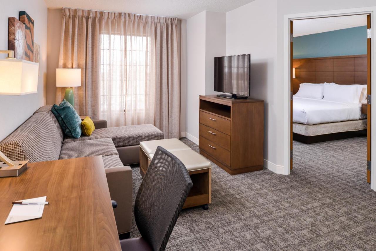 Staybridge Suites Indianapolis Downtown-Convention Center By Ihg Esterno foto
